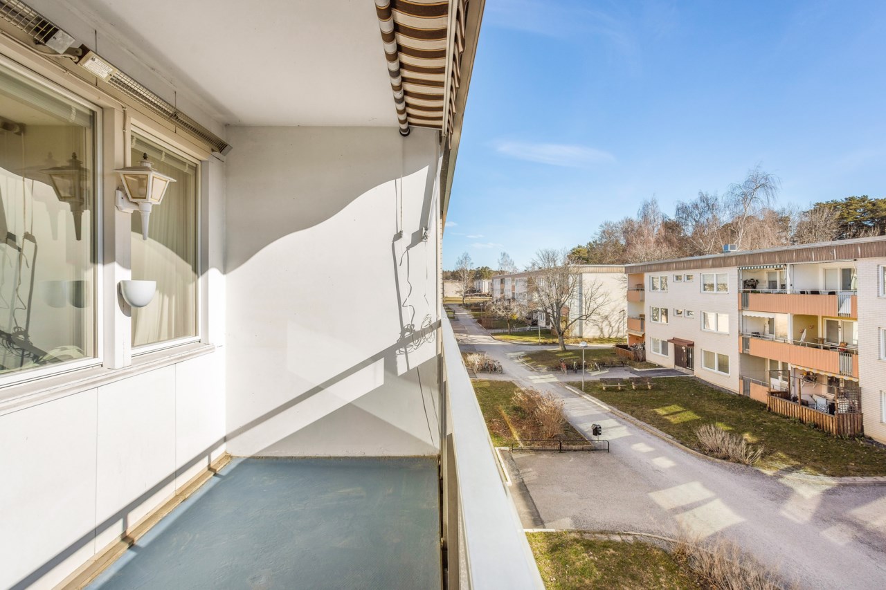 Hjortronvägen 89