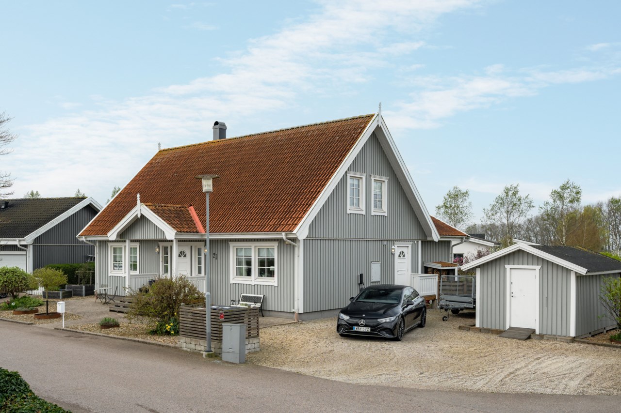 Dunörtsgården 21