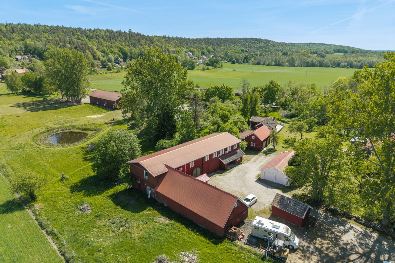 Hol Skäggården 248 och 256