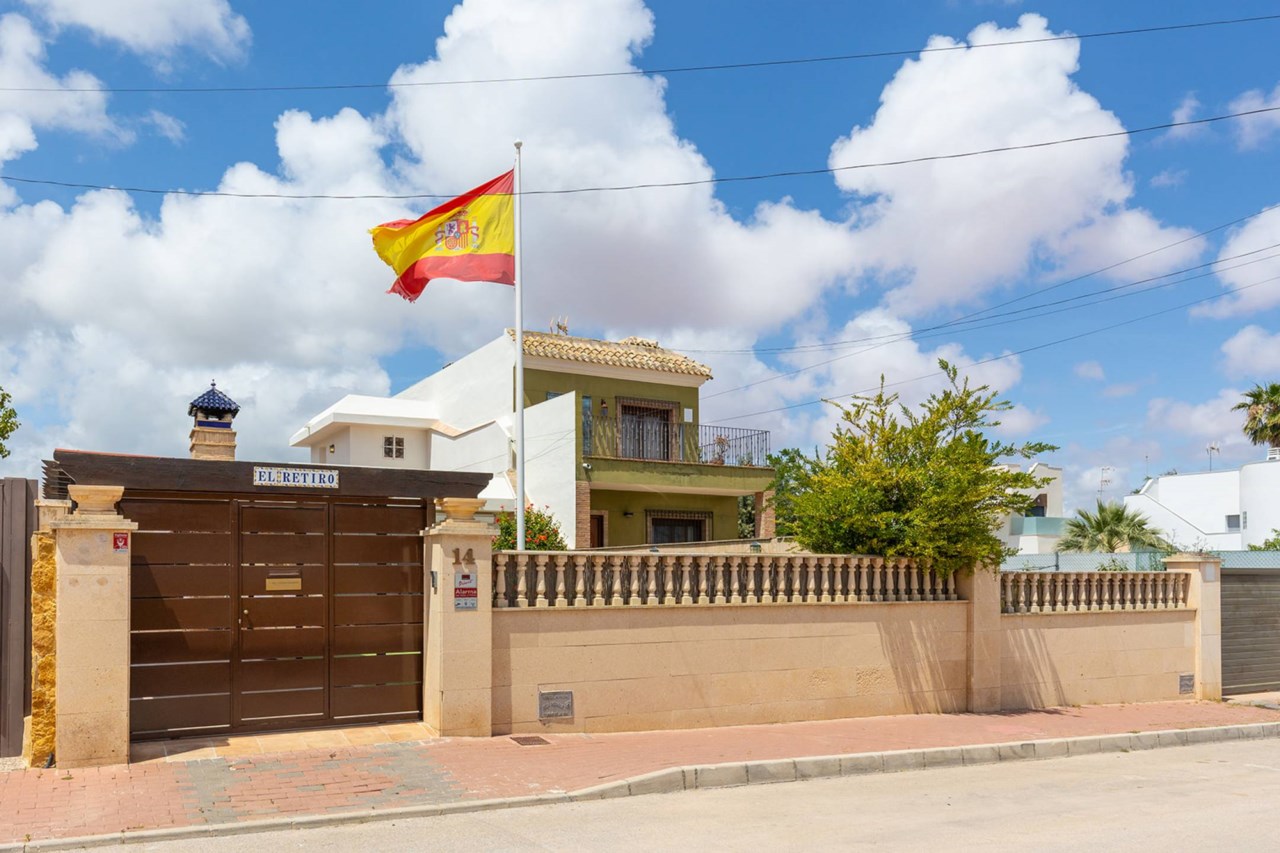 Villa Los Balcones
