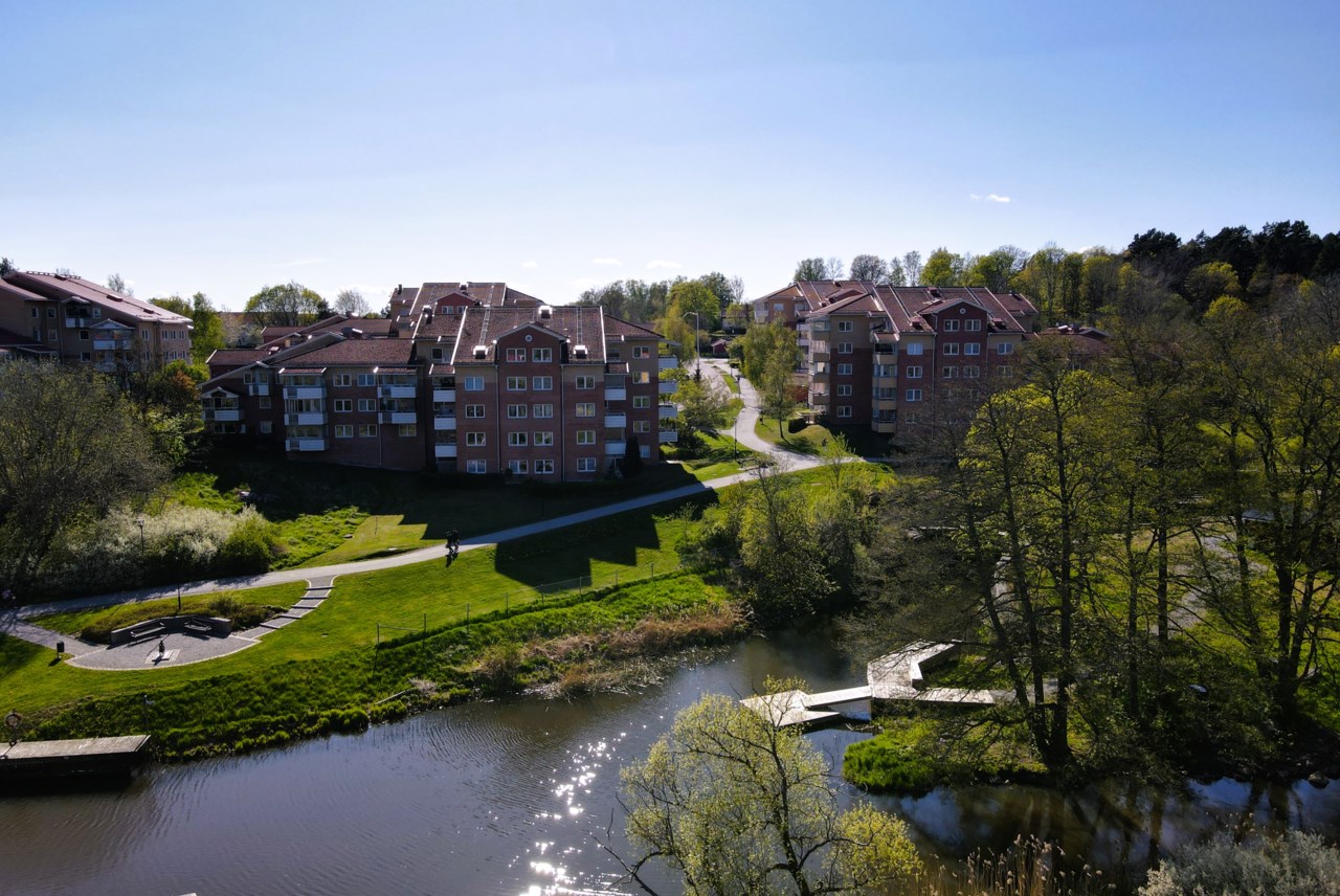 Slussbrovägen 8