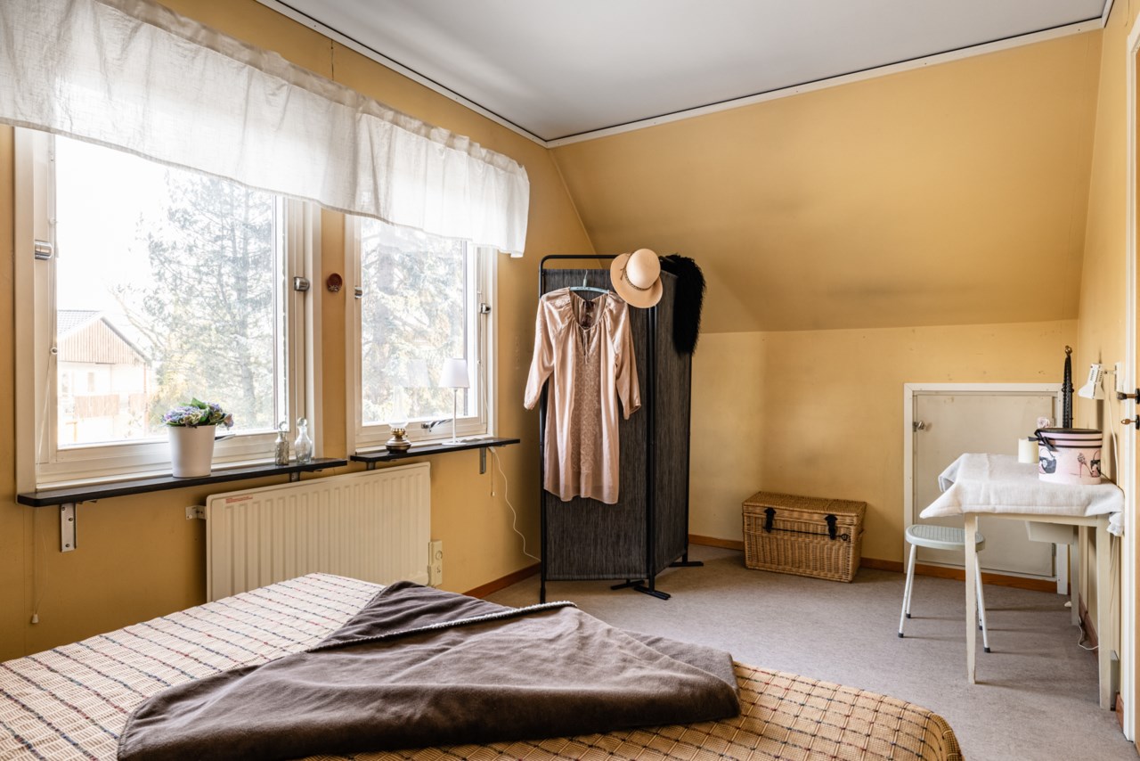 Fallskärmsvägen 32