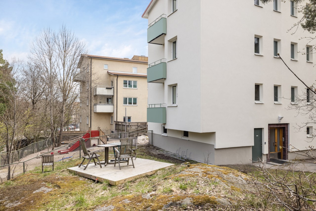 Per Lindeströms väg 87
