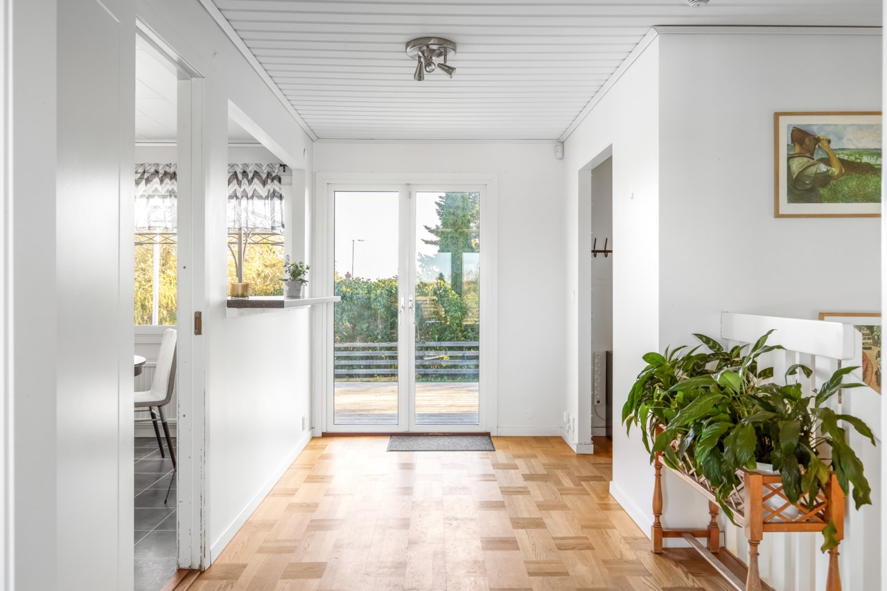 Mantalsvägen 12
