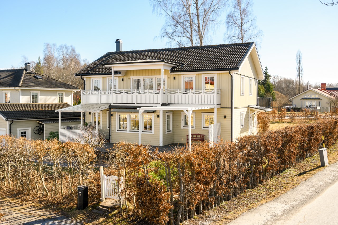 Varmt välkomna till Östra strandvägen 2A