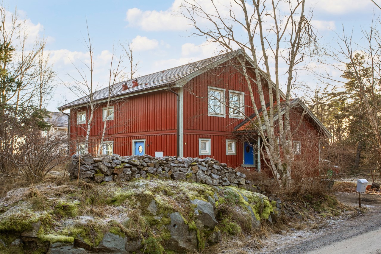 Husarvägen 10
