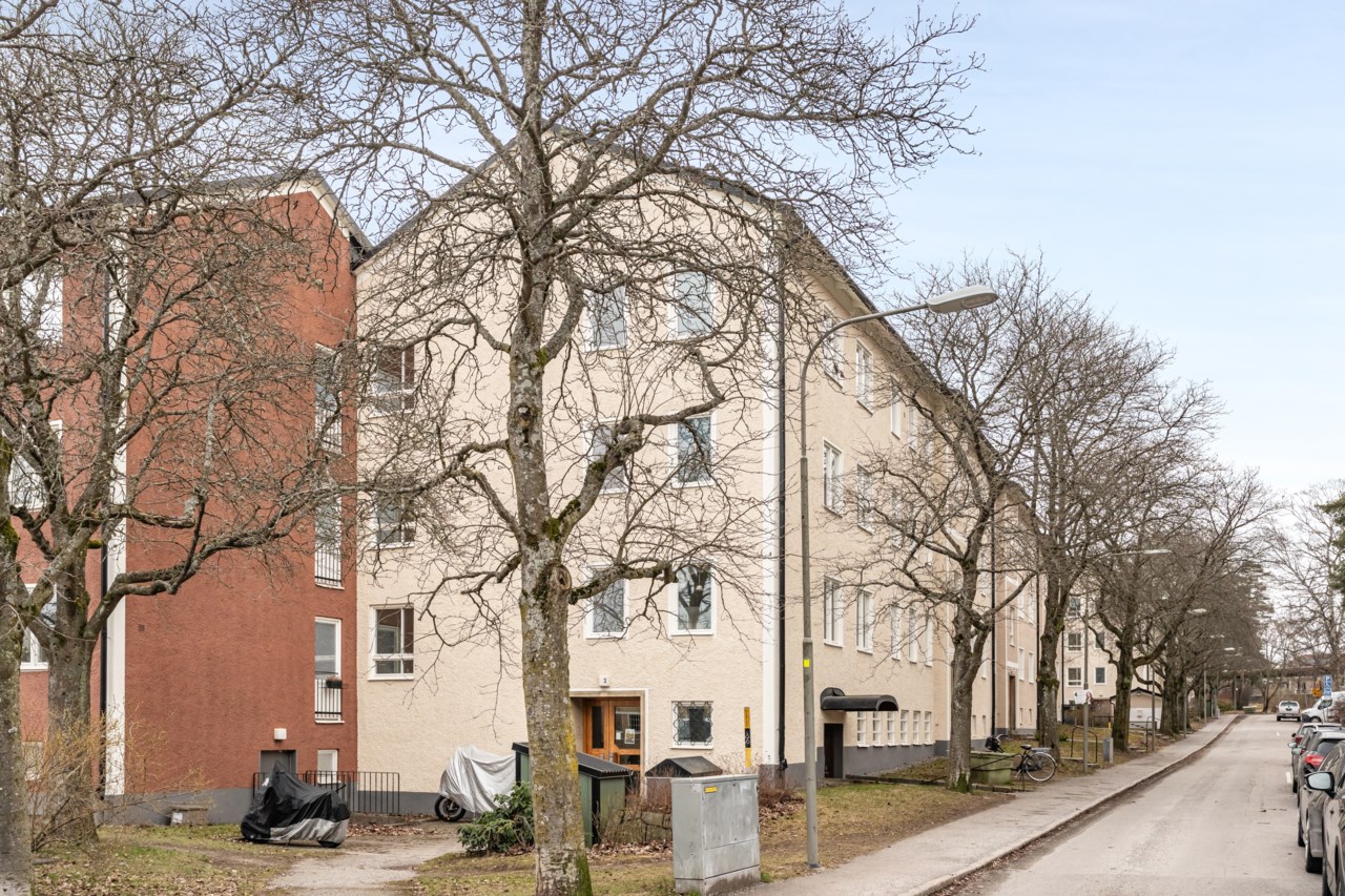 Isgränd 3, högst upp!