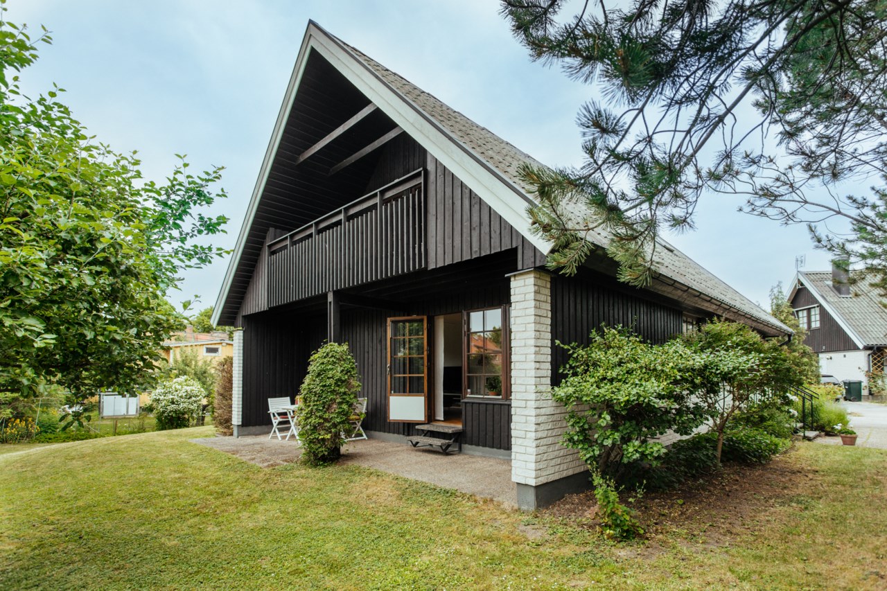 Urban Hjärnes väg 21A