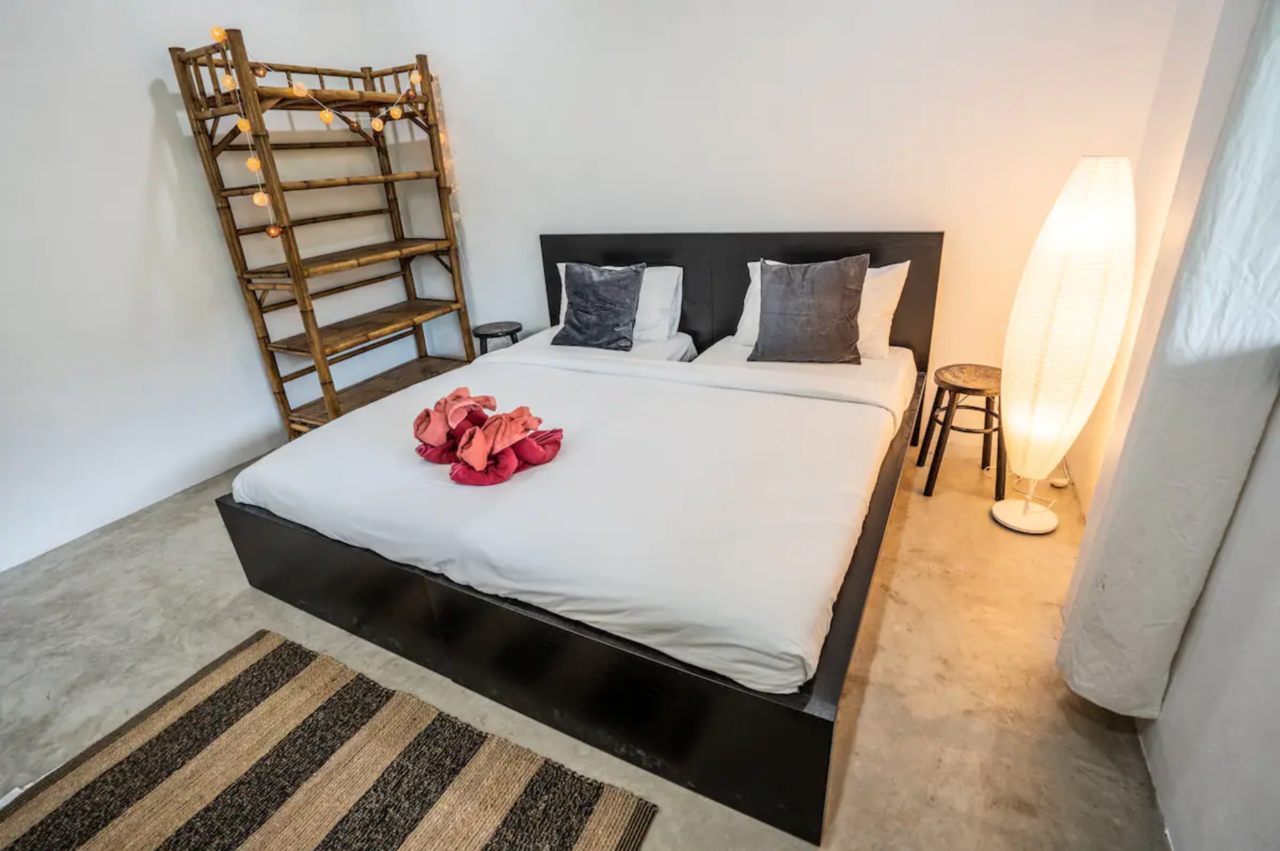 15.SecondBedroom