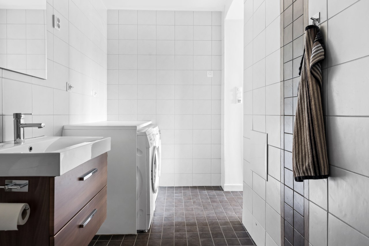 Råsundavägen 121B