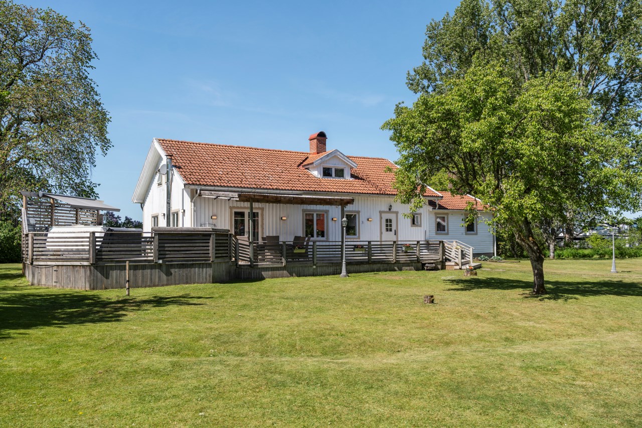 Hol Skäggården 248 och 256