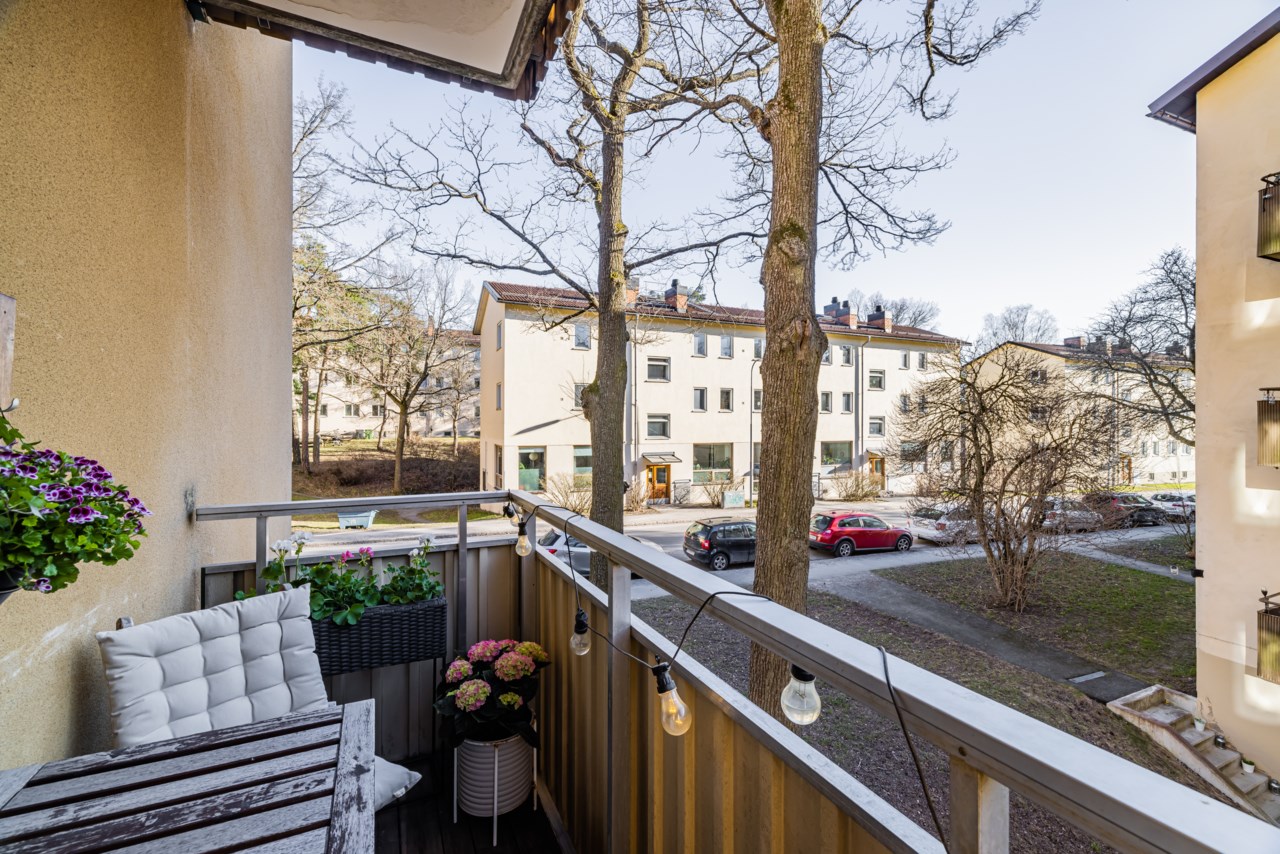 Finn Malmgrens väg 69