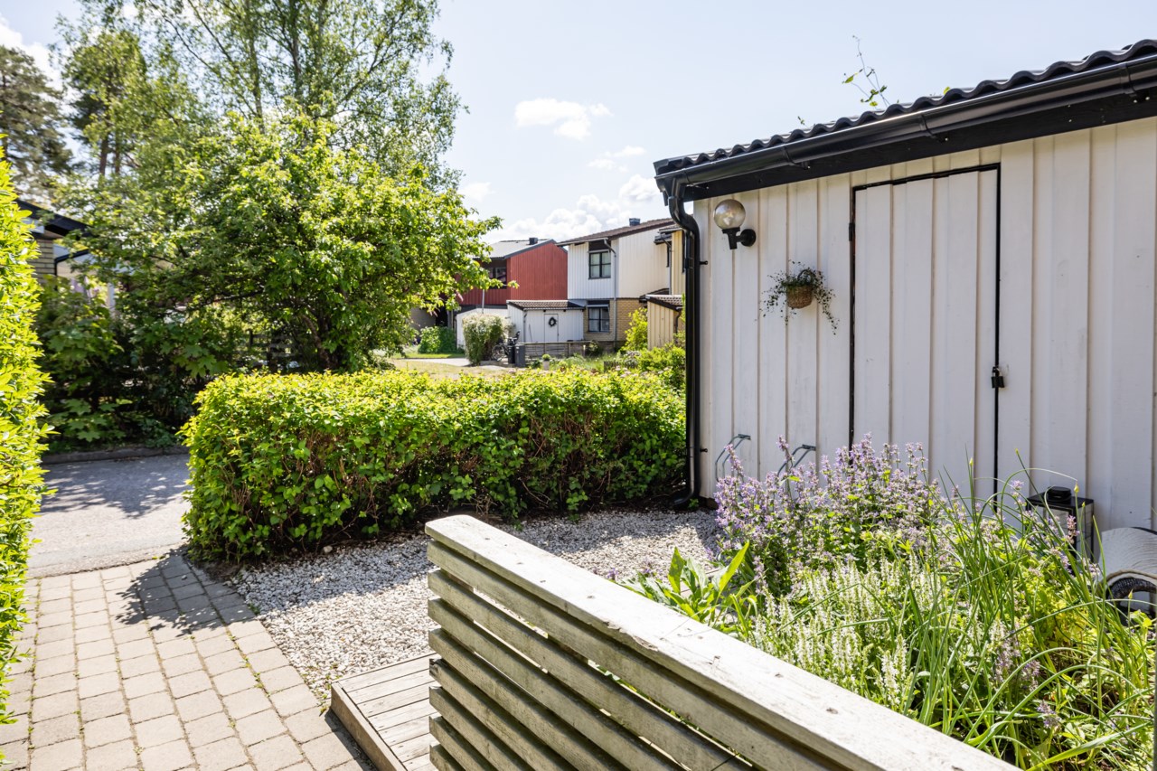 Kragstalundsvägen 103