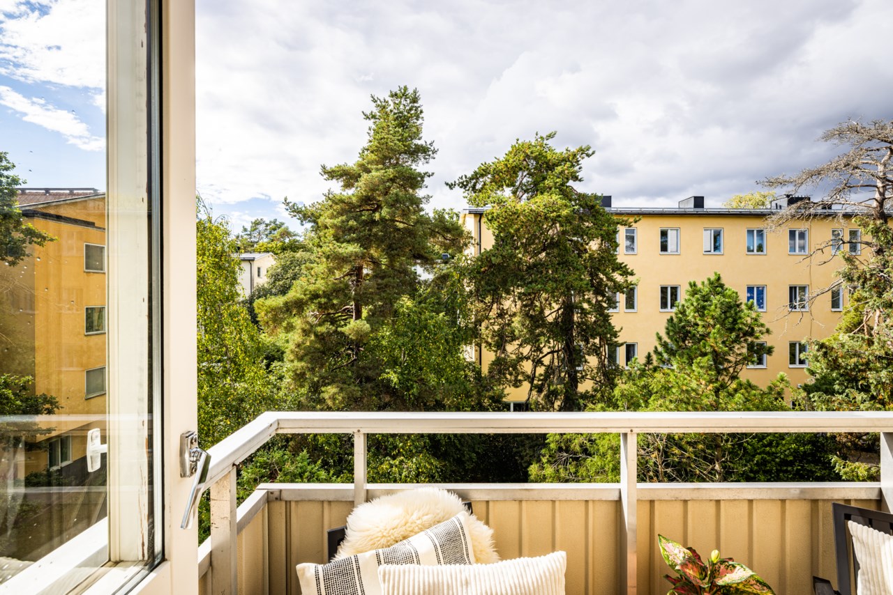 Lödösevägen 8