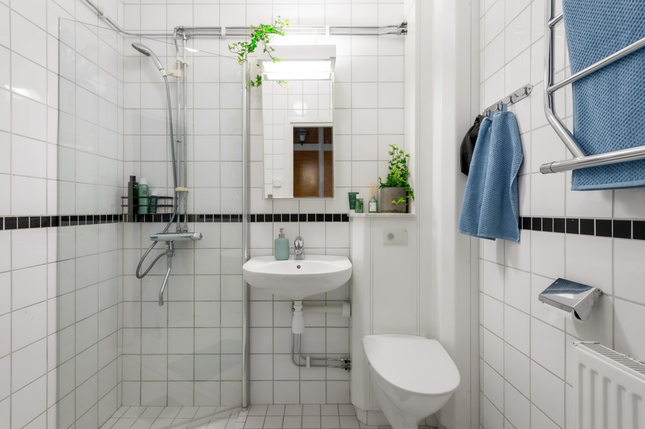 Björnsonsgatan 140. 2,5/9tr