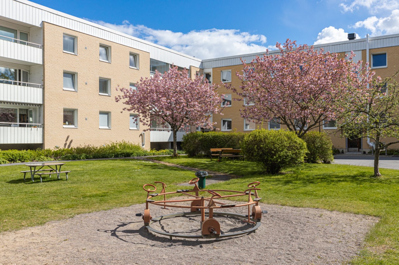 Herrgårdsvägen 19