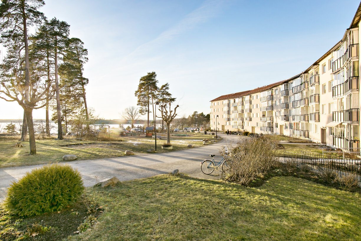 Smedvägen 12