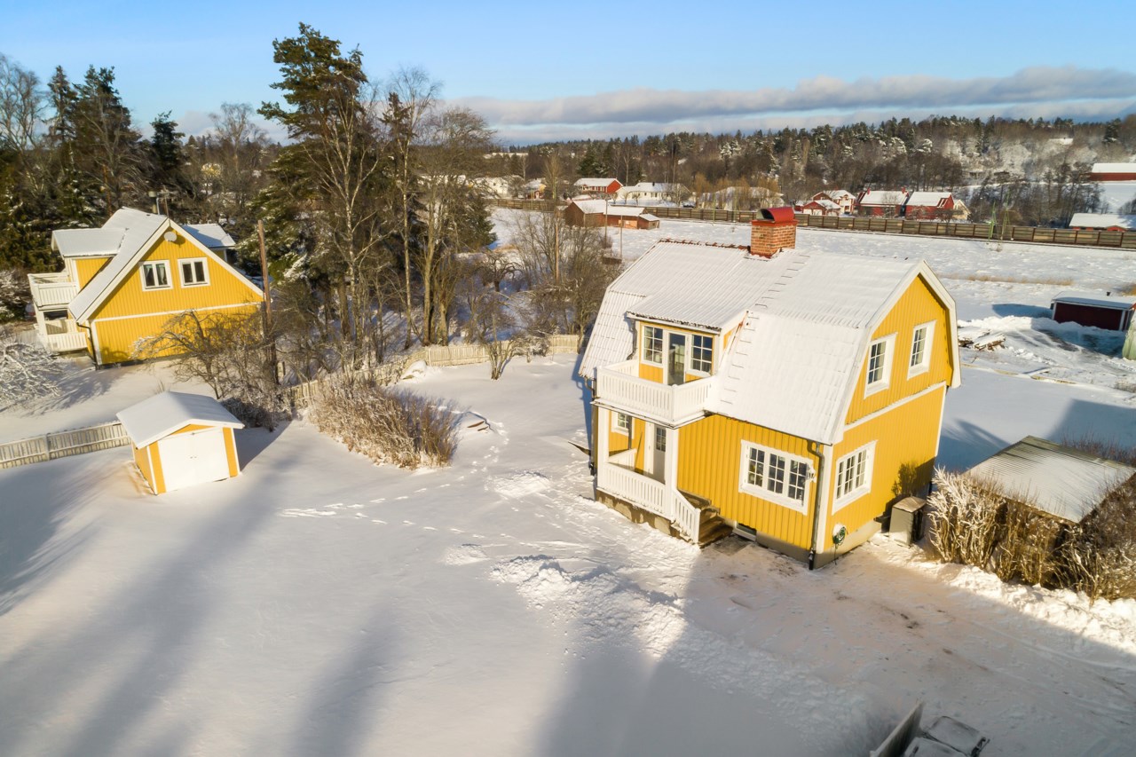 Björkkällevägen 42