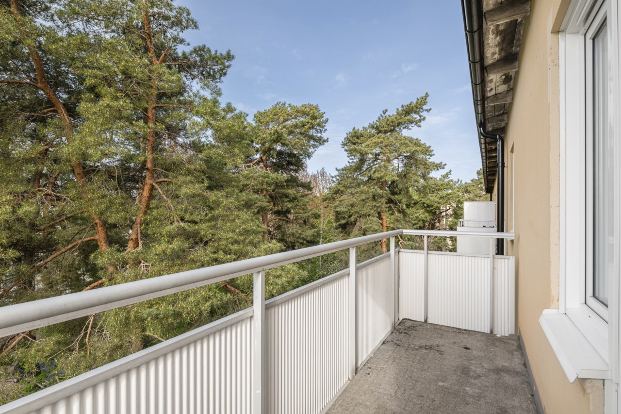 Per lindeströms väg 82