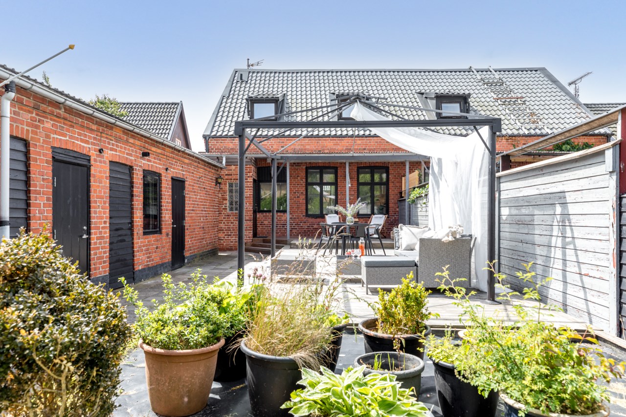 Östra Förstadsgatan 13
