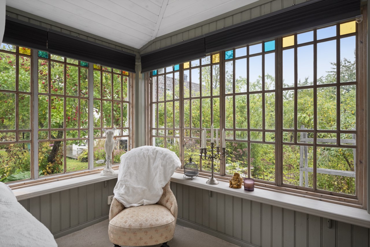 Huvudbyggnad, glasveranda