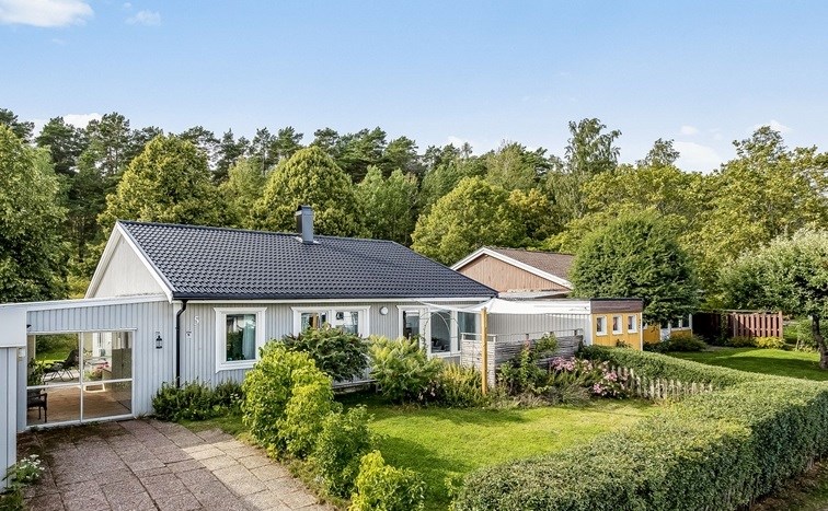 Vinbärsstigen 5