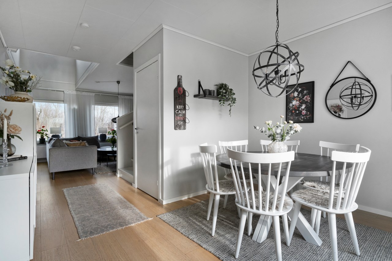 Tegskiftesvägen 12