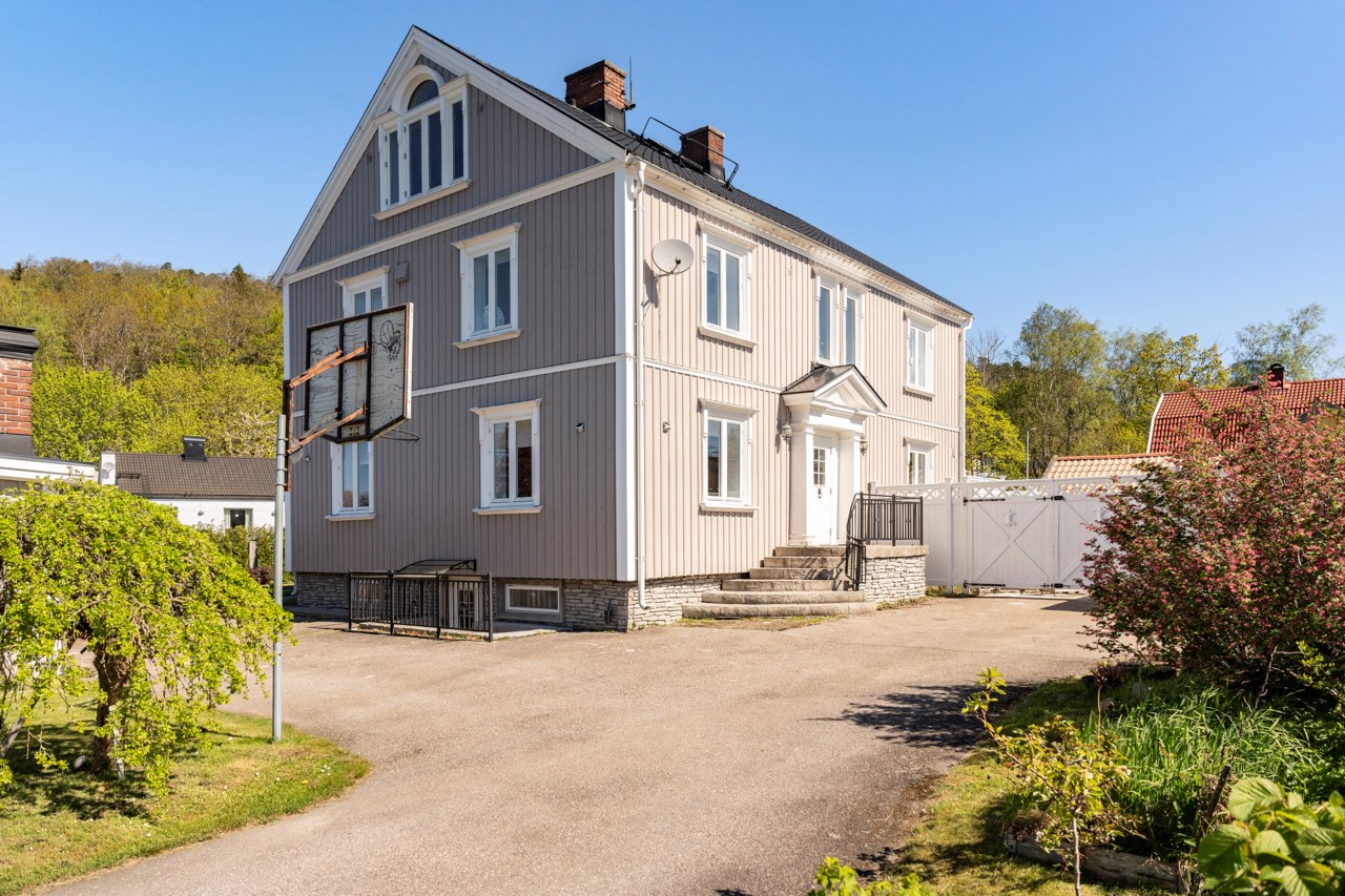 Bergagårdsvägen 2