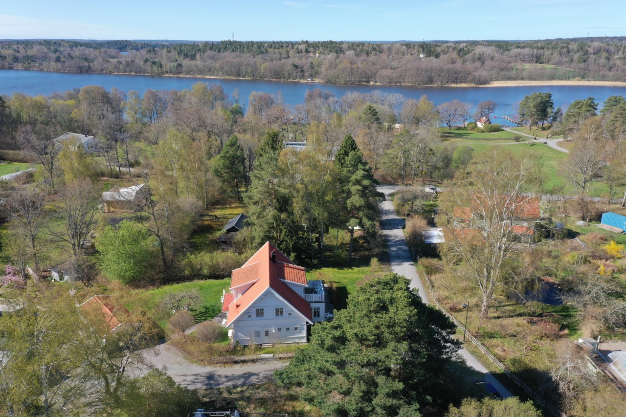 Rättarbodavägen 27
