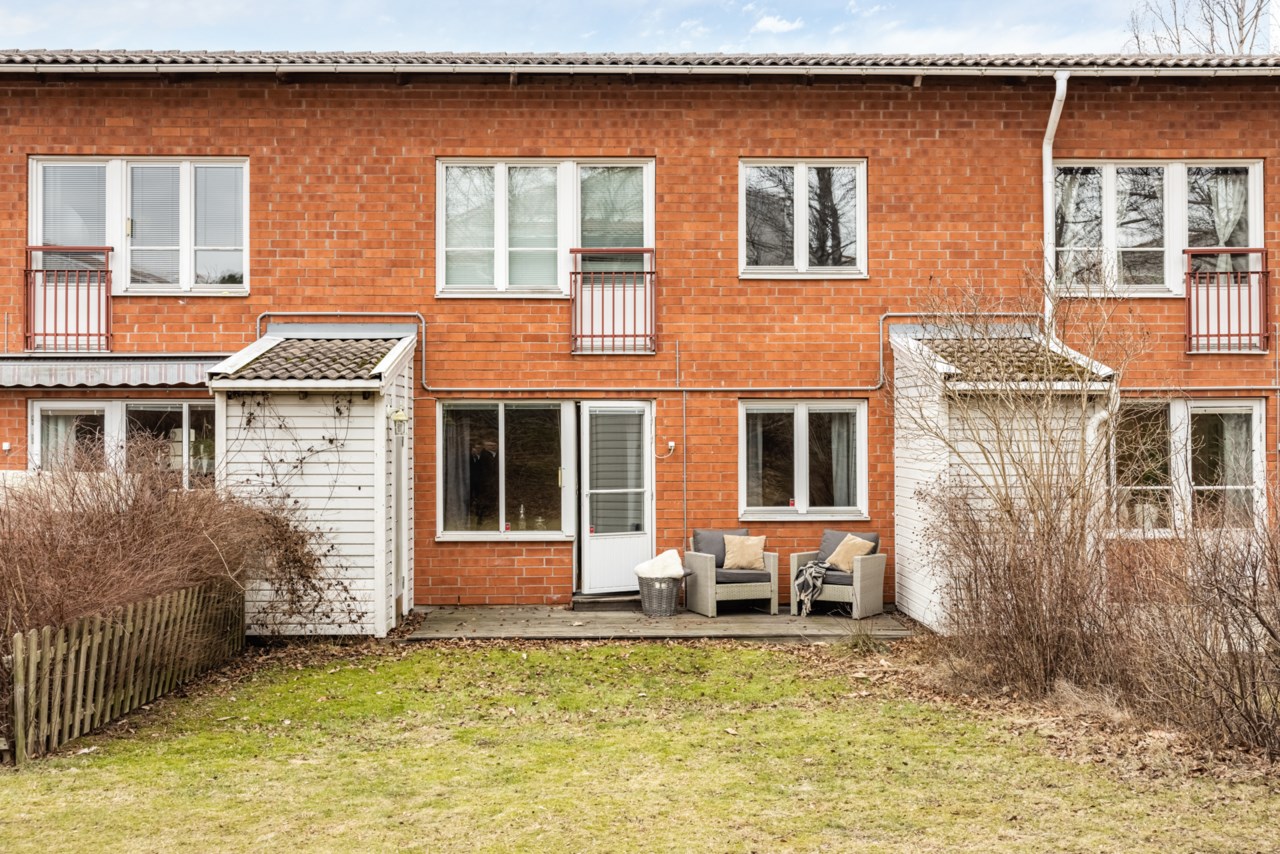 Tallåsvägen 184