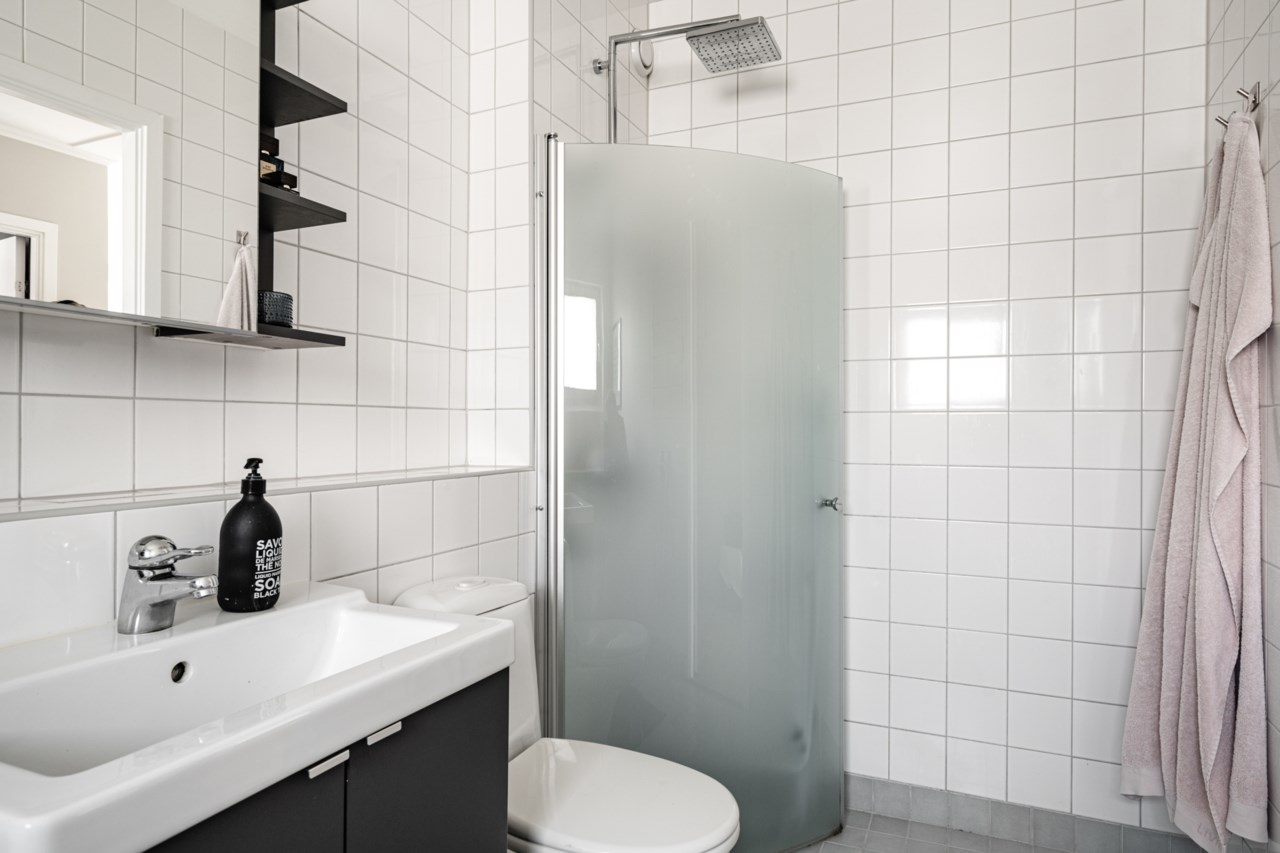 Jarlavägen 37