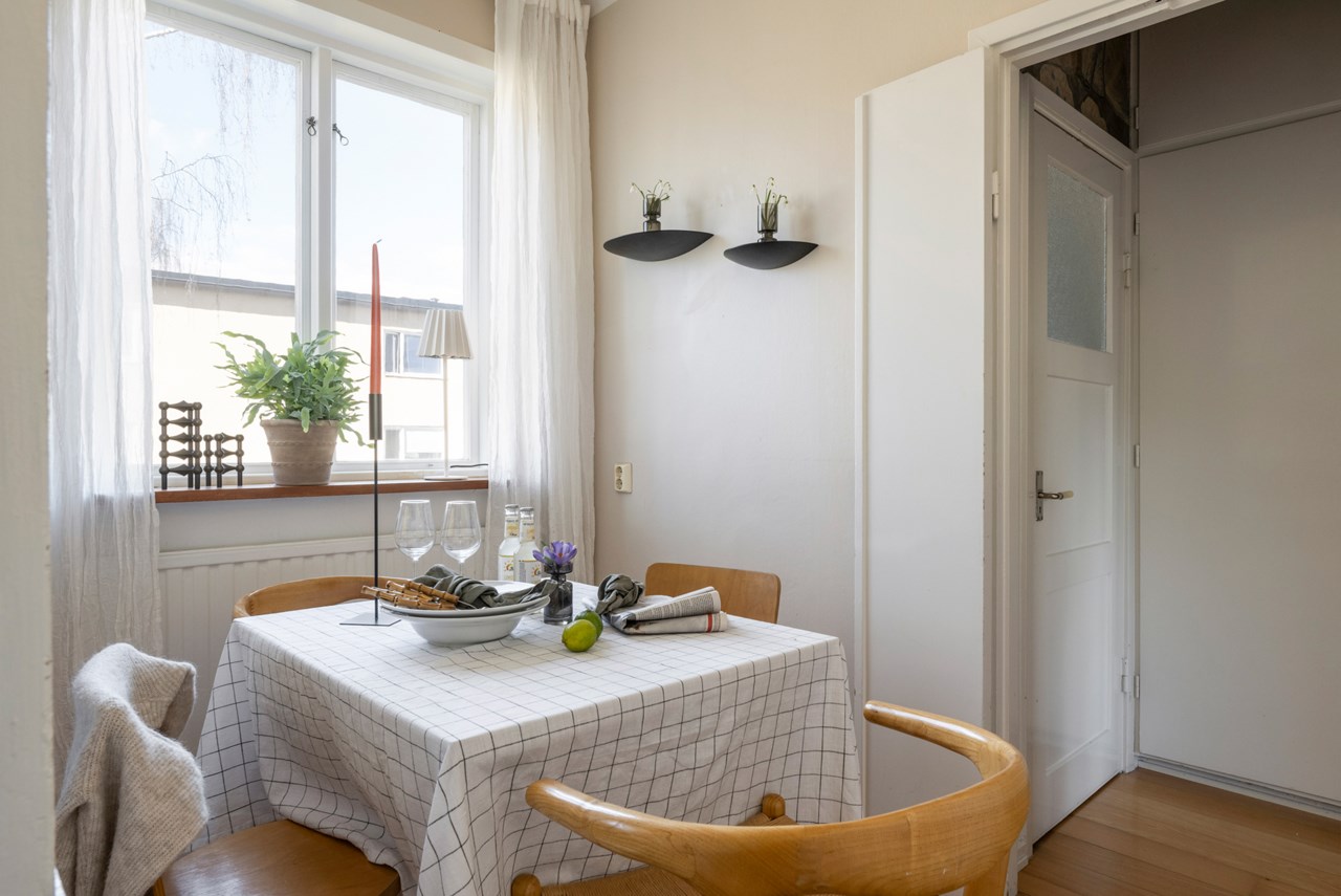 Cedergrensvägen 32, vån 3/3