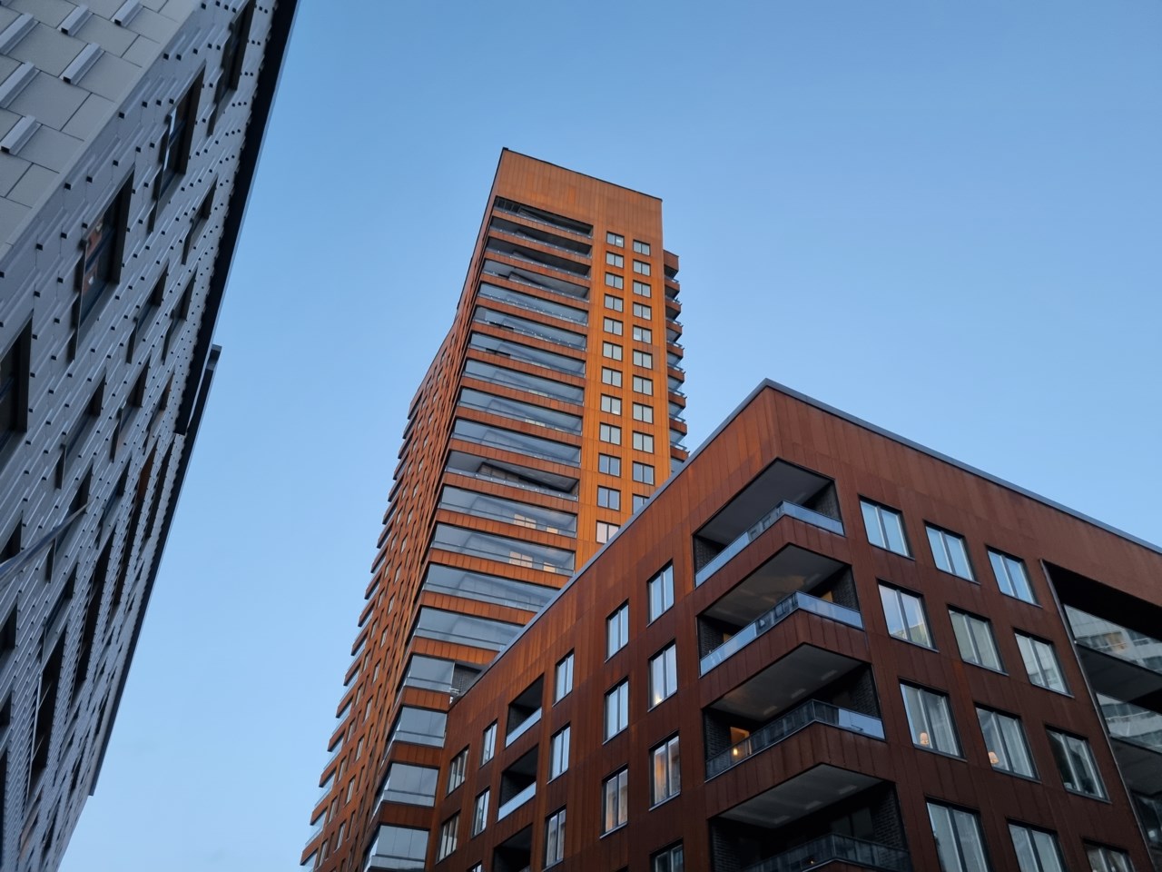 Önologgatan 1, 14 tr