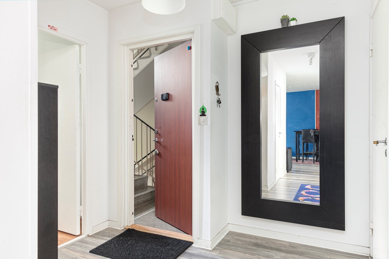 Frontgatan 8B