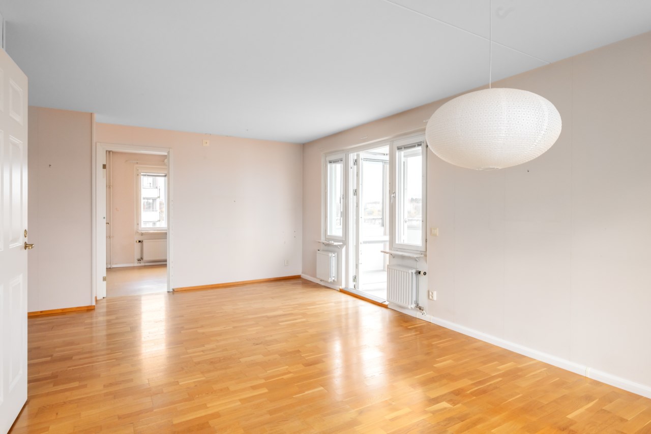 Svartviksslingan 33, vån 8