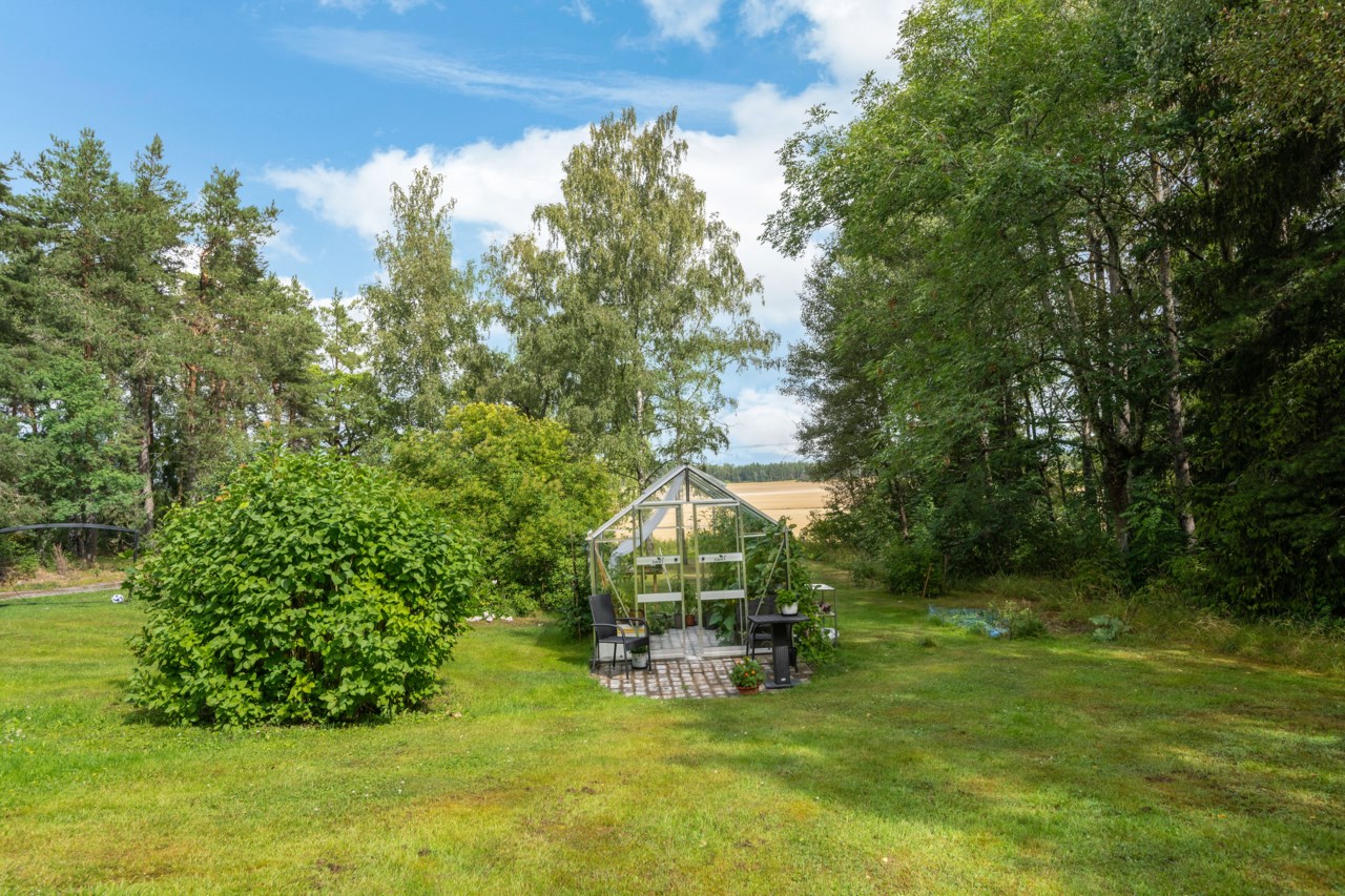 Gamla Byvägen 2
