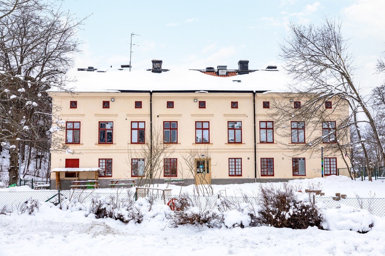 Slagsta gårdsväg 25