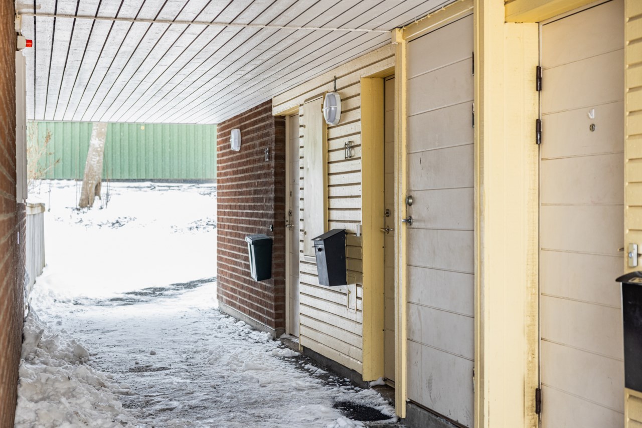 Takpannevägen 18
