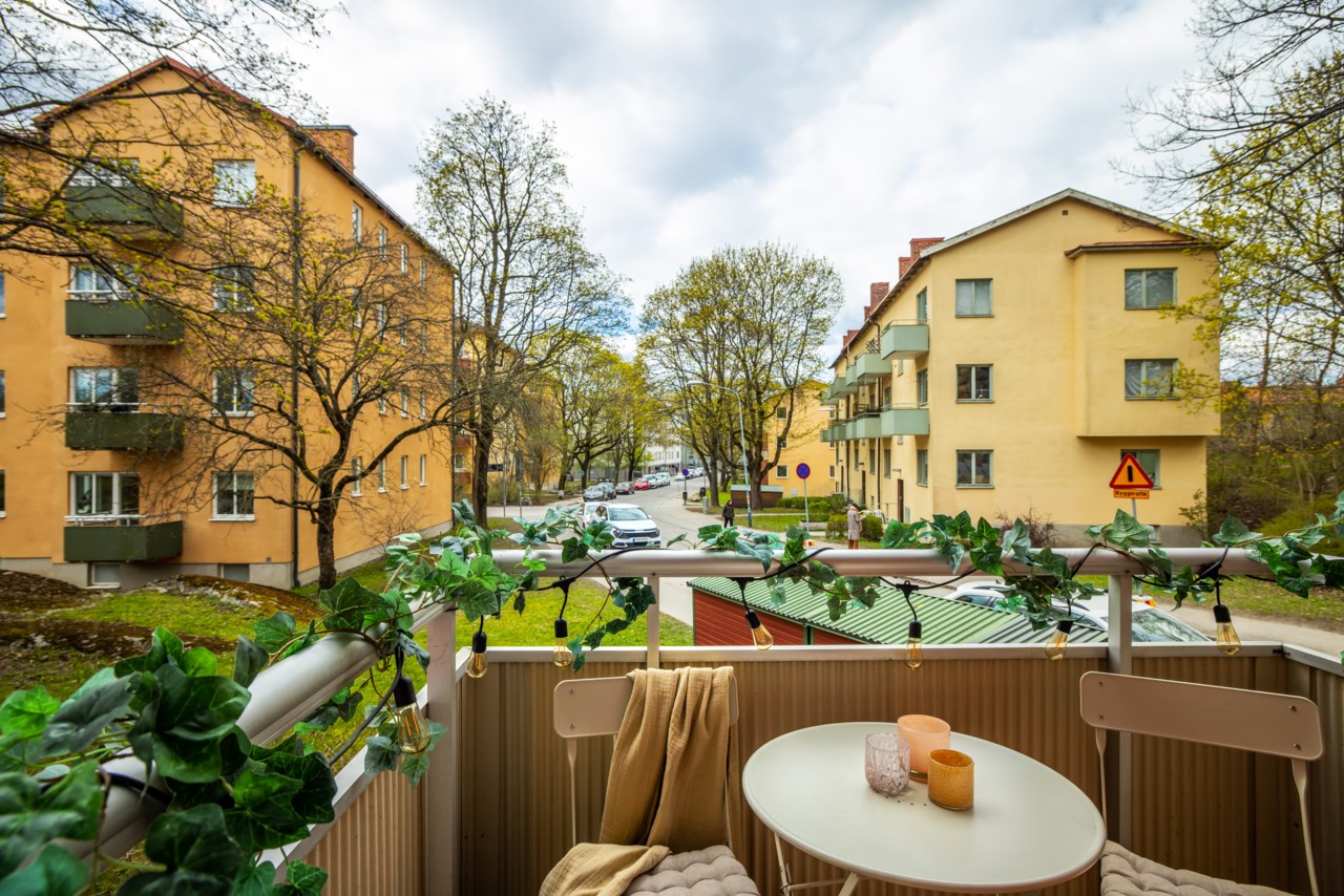 Midsommarvägen 25