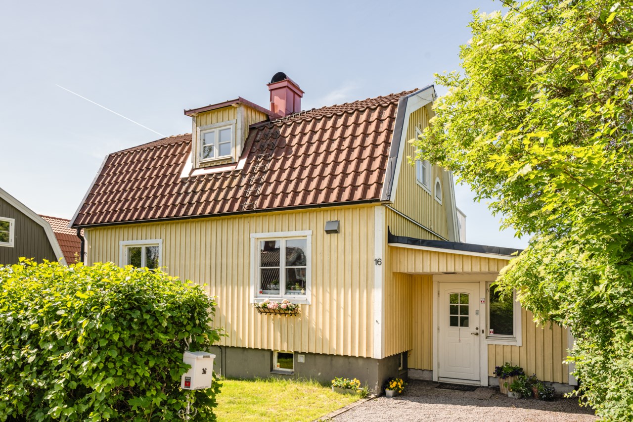 Lugna gatan 16