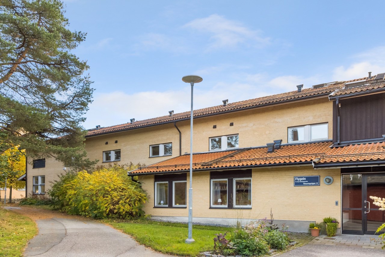 Rösaringvägen 12