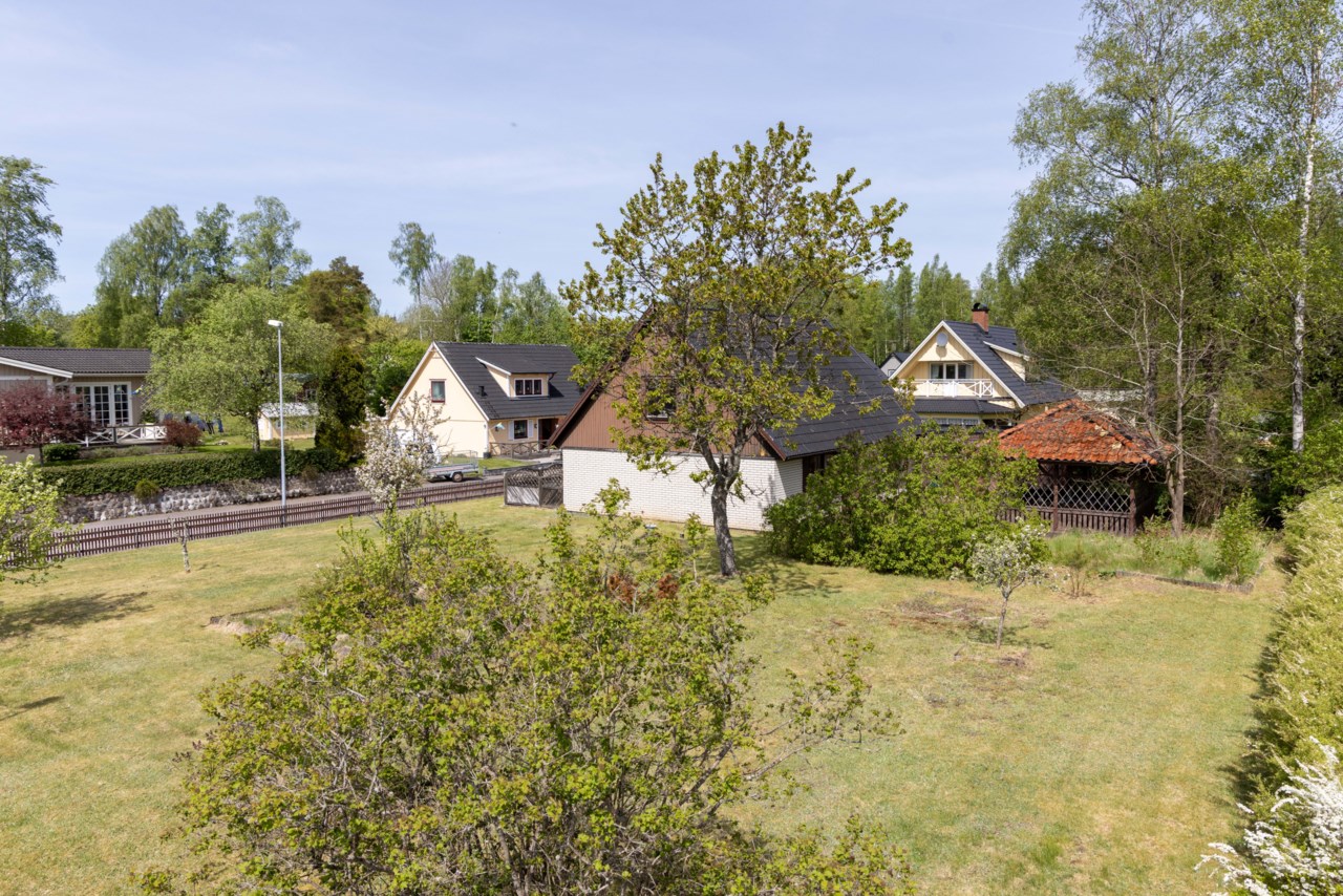 Apelvägen 16