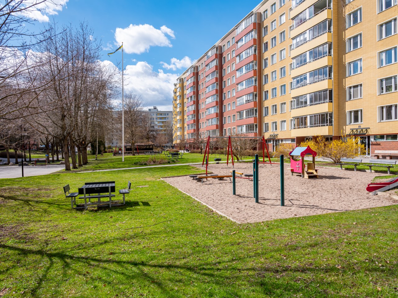 Sikvägen 15