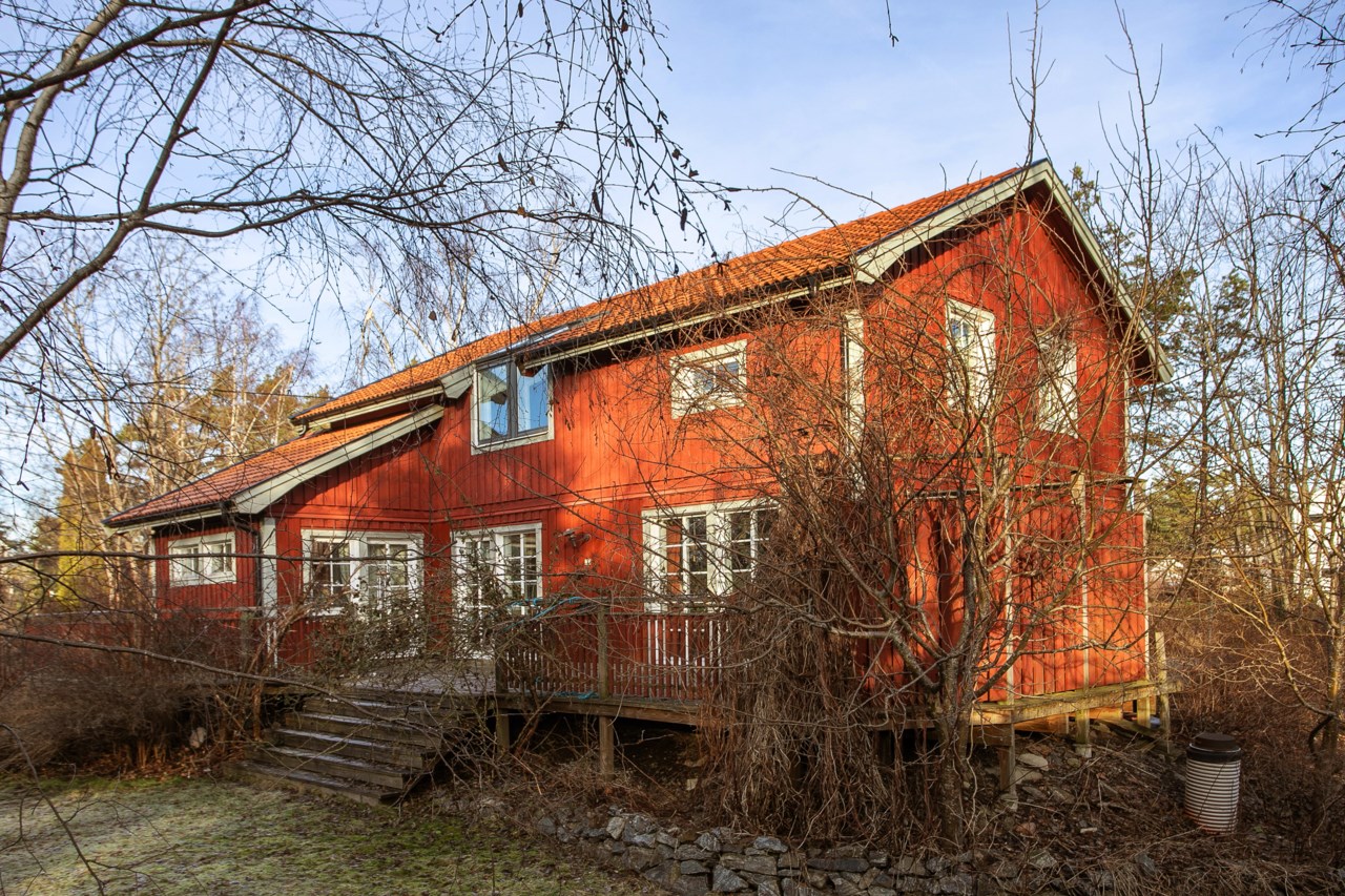 Husarvägen 10