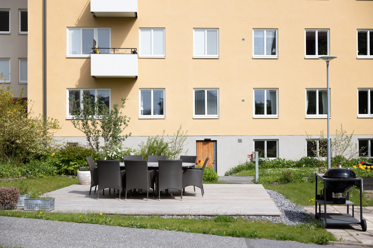 Väpnarstigen 12