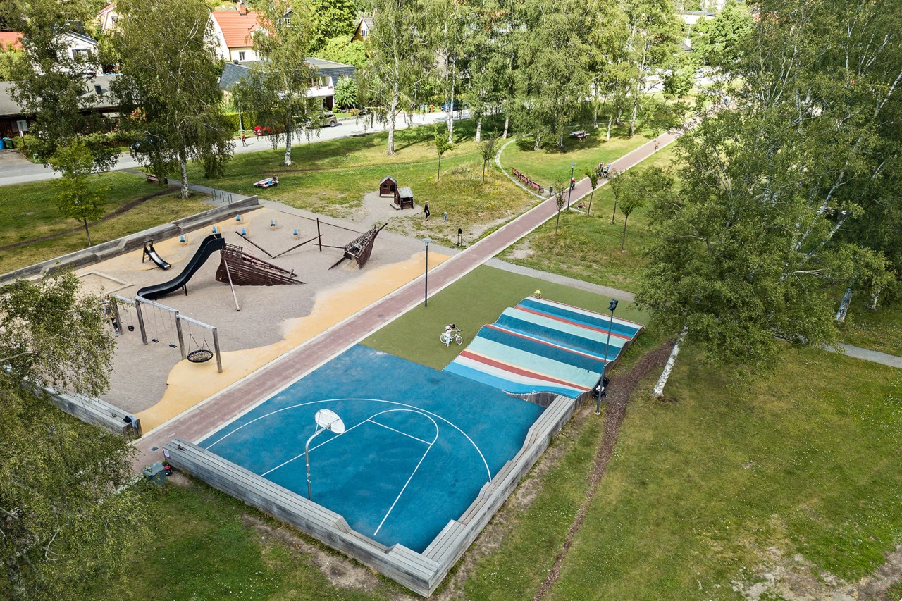 Stationsvägen 37