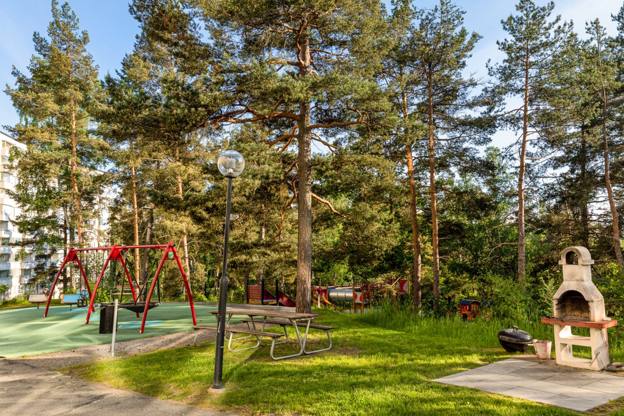 Emaljvägen 10, 1 tr
