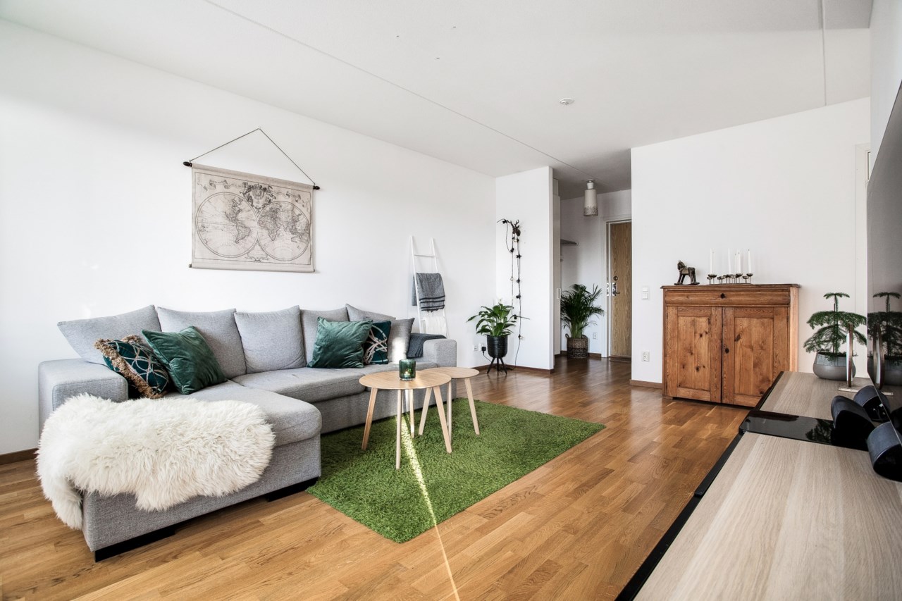 Råcksta Gårdsväg 21, 8 tr