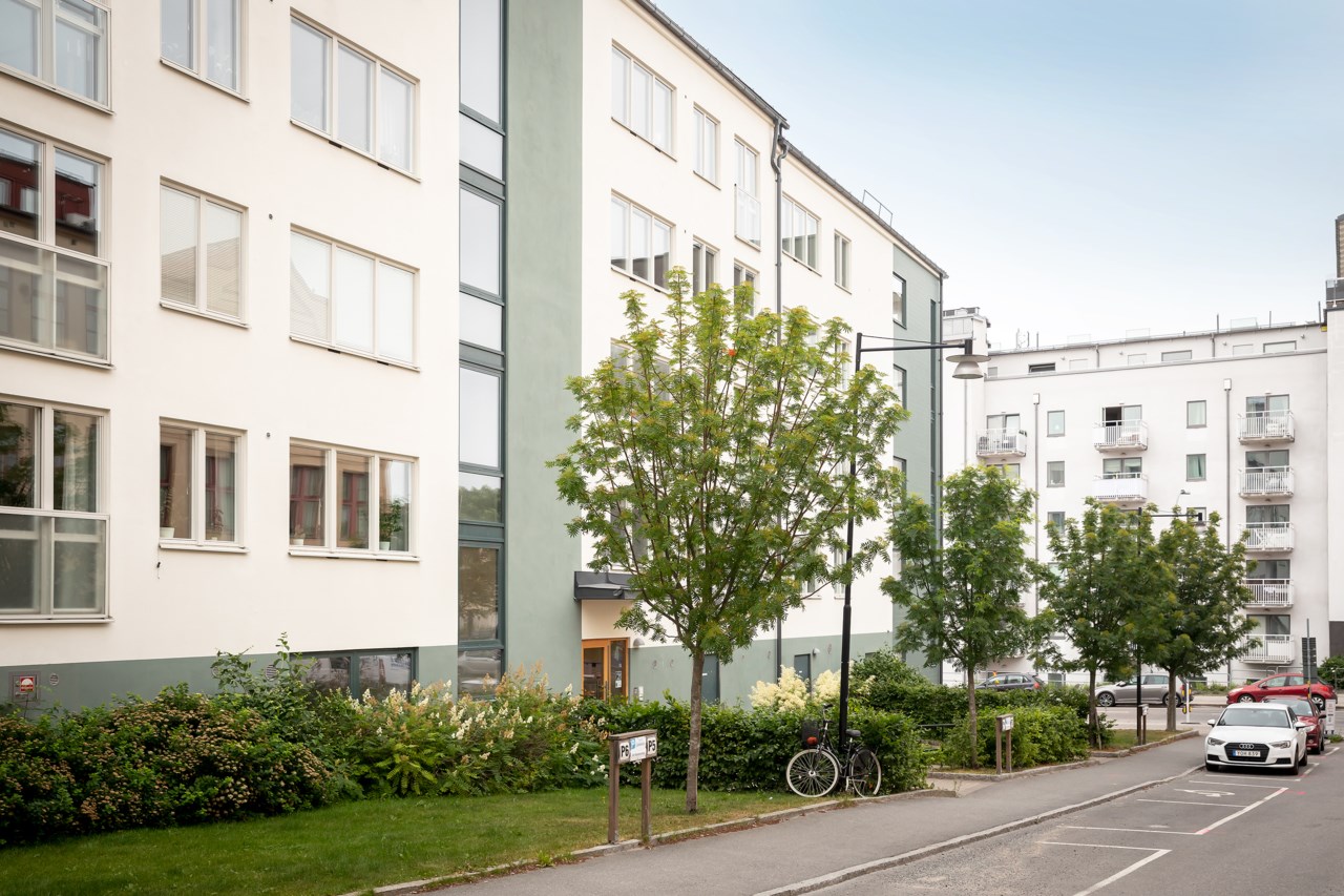 Radiusbacken 4, 1 tr