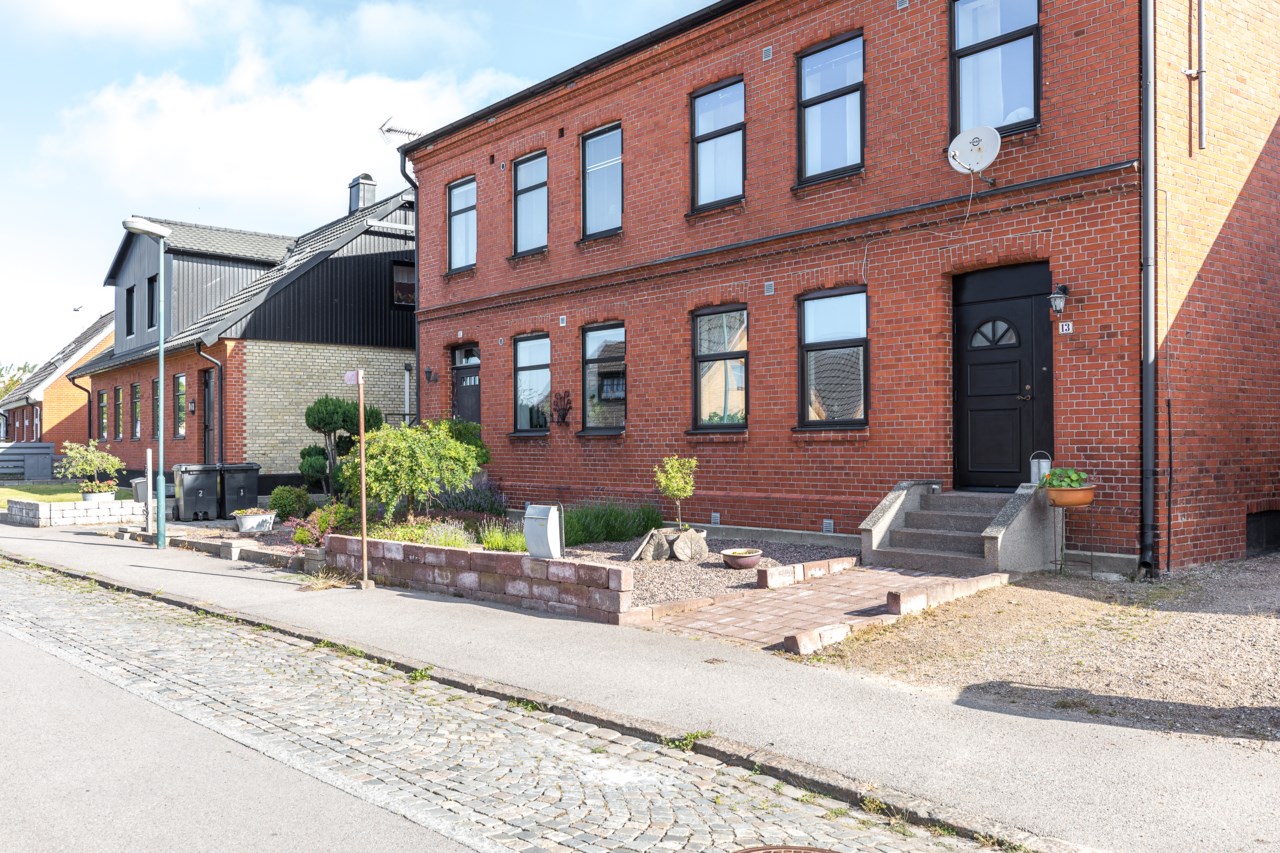 Östra Förstadsgatan 13